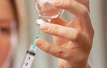 Вакцинация в Польше: 200 тысяч человек с прививками, вторая вакцина на подходе