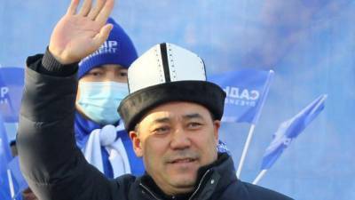 ЦИК Кыргызстана назвал лидера на досрочных президентских выборах