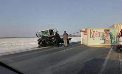 “Mercedes разорвало”. В страшной аварии на трассе Тюмень - Омск погибли два человека
