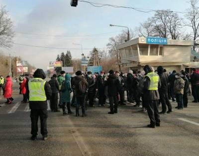 Под Харьковом перекрывали трассу из-за повышения тарифов на газ