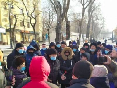 В Казахстане массовые протесты на фоне парламентских выборов