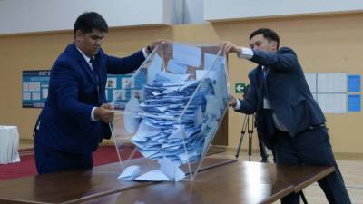 В Казахстане приступили к подсчету голосов на выборах