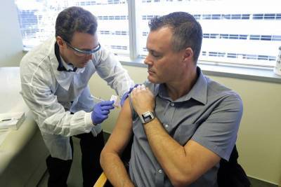 В Роспотребнадзоре сообщили, нужна ли прививка тем, кто переболел коронавирусом