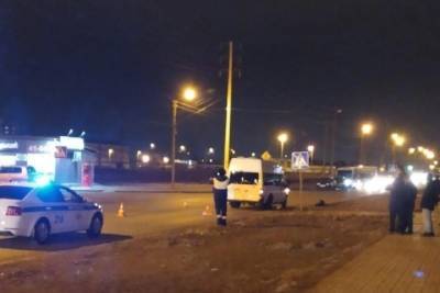 В Астрахани маршрутка сбила трех женщин