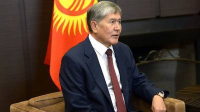 Экс-президент Киргизии не поддержал кандидатов на выборах главы государства