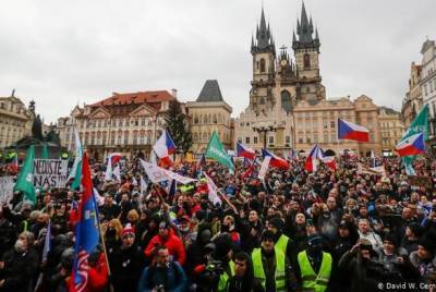 Вацлав Клаус - В Праге протестовали против коронавирусных ограничений - unn.com.ua - Киев - Чехия - Чита - Прага