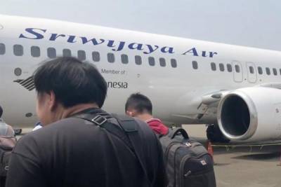Индонезийский Boeing при взлёте оказался в зоне сильной турбулентности