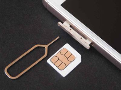 IT-эксперт Пудов раскрыл опасность бесплатных SIM-карт