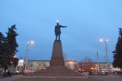 Памятник Дзержинскому в Саратове никогда не собирались сносить