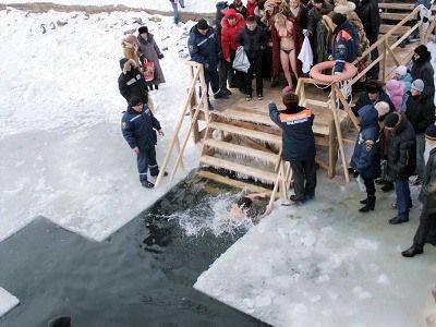 В Новосибирской области разрешат крещенские купания, несмотря на пандемию