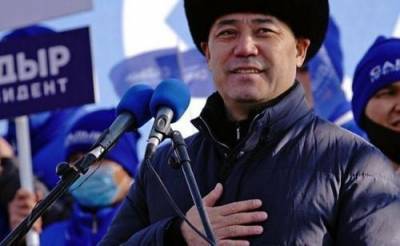 На досрочных выборах президента Кыргызстана побеждает Садыр Жапаров