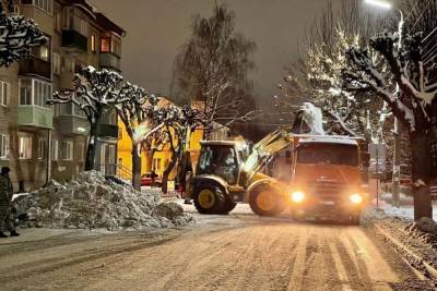 Ночью снег с улиц Рязани убирали более 50 машин