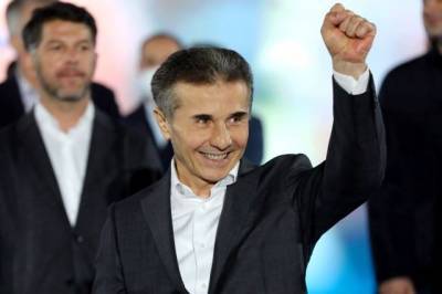 Лидер правящей в Грузии партии Иванишвили объявил об уходе из политики
