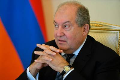 Президент Армении призвал к досрочным выборам