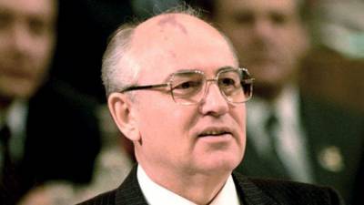 Горбачев прокомментировал ситуацию в Белоруссии и Киргизии