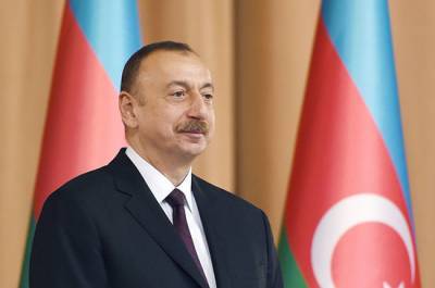 Президент Азербайджана прибыл в Москву для переговоров по Карабаху