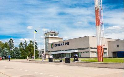 Директора криворожского аэропорта подозревают в завладении бюджетных средств