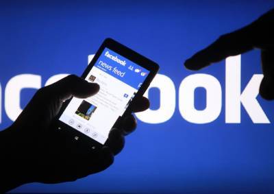 Facebook начала бороться с "фейковыми" новостями