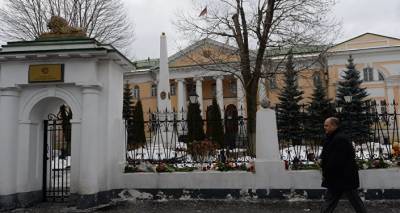 Посольство Армении в Москве не просило усилить охрану