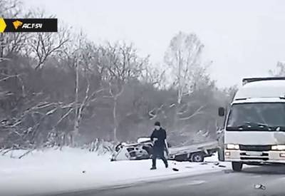 Автомобиль попал в серьёзное ДТП по дороге из Новосибирска в сторону Кемерова