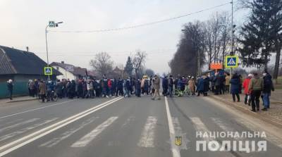 На Буковине снова протестуют против повышения тарифов