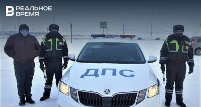 В Татарстане на трассе спасли замерзшего мужчину, который стоял на коленях