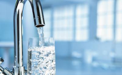 Сколько стоит вода. "Узсувтаминот" опубликовал сравнительный анализ тарифов на услуги питьевого водоснабжения и канализации