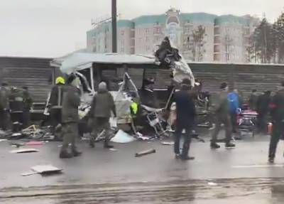 Четыре человека погибли, 10 пострадали в ДТП с военными автобусами в Москве