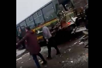 Четыре человека погибли в аварии с колонной военных автобусов в Подмосковье