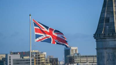 Посольство Британии рассказало о правилах въезда в Англию