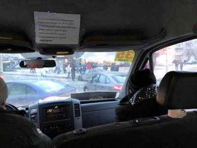 На перекрестке проспекта Ветеранов и улицы Солдата Корзуна произошло серьезное ДТП