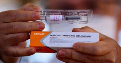 Китайская вакцина от Sinovac во время испытаний в Индонезии показала 65,3% эффективности