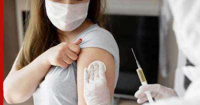 В январе вакцинацию от COVID-19 смогут пройти новые категории москвичей
