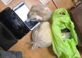 Полкило наркотиков изъяли сотрудники транспортной полиции в Вологде