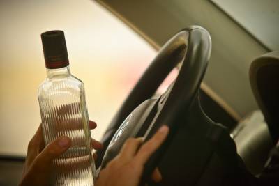 Пьяные астраханские водители заплатят почти 800 тысяч рублей