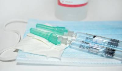 Прививку от COVID-19 в Липецкой области сделали 842 человека