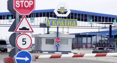 После зимних праздников украинцы начали массово выезжать за границу