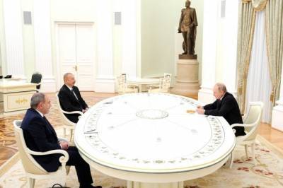 Путин, Алиев и Пашинян подписали соглашение о развитии Нагорного Карабаха