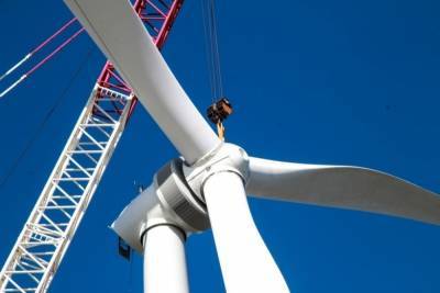 Первую в Ставропольском крае ветроэлектростанцию запустили в работу
