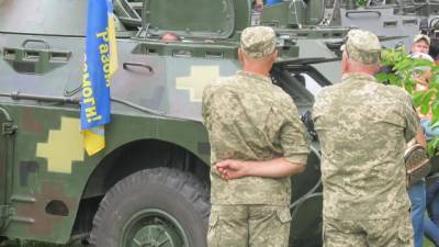Адольф Гитлер - Олег Стариков - Украинец попросил ВСУ свергнуть власть, чтобы закончить войну в Донбассе - newinform.com - Донбасс
