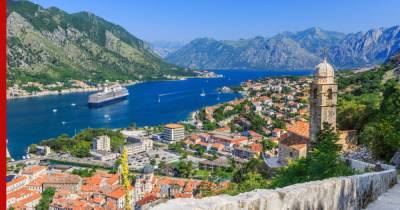 Черногория разрешила туристам въезжать в страну без теста на COVID-19