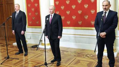 Путин выразил надежду на достижение всех договоренностей по Карабаху