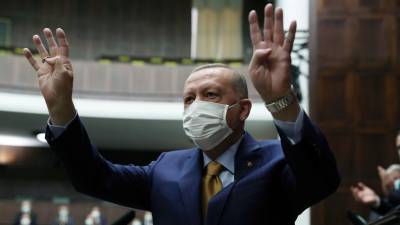 Эрдоган заявил о планах начала вакцинации от коронавируса