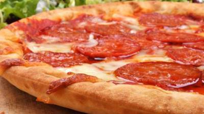 Курьезное ограбление: неизвестные украли колбасу из пиццерии