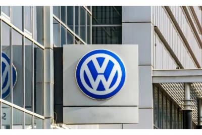 Продажи автомобилей Volkswagen за год сократились на 21,3%