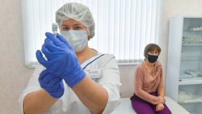 «Впереди ещё много работы»: в Москве откроют запись на вакцинацию от коронавируса для новых групп населения