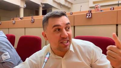 Бондаренко: Депутаты любого уровня озабочены распределением земельных участков в целях личного обогащения
