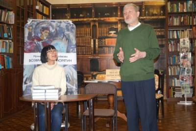 В Кунгурской центральной библиотеке прошла презентация книги «Возвращение в Юрятин»