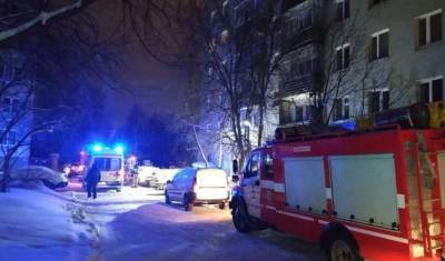 Семь взрослых и ребенок сгорели в многоэтажке в Екатеринбурге