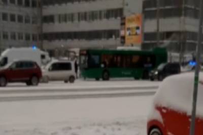 Драка в челябинском автобусе закончилась для пассажира больничной койкой